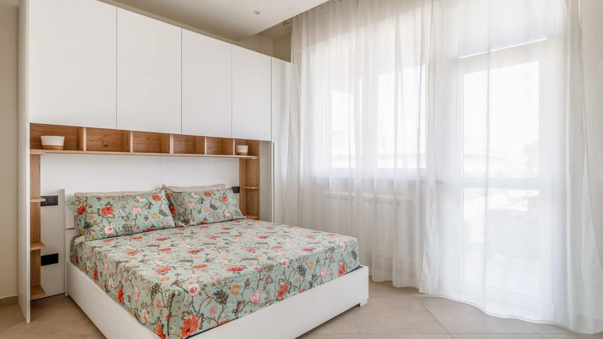 La Casa Del Sole A 50 M Dal Mare Apartment Lido di Camaiore 0*,  Italy