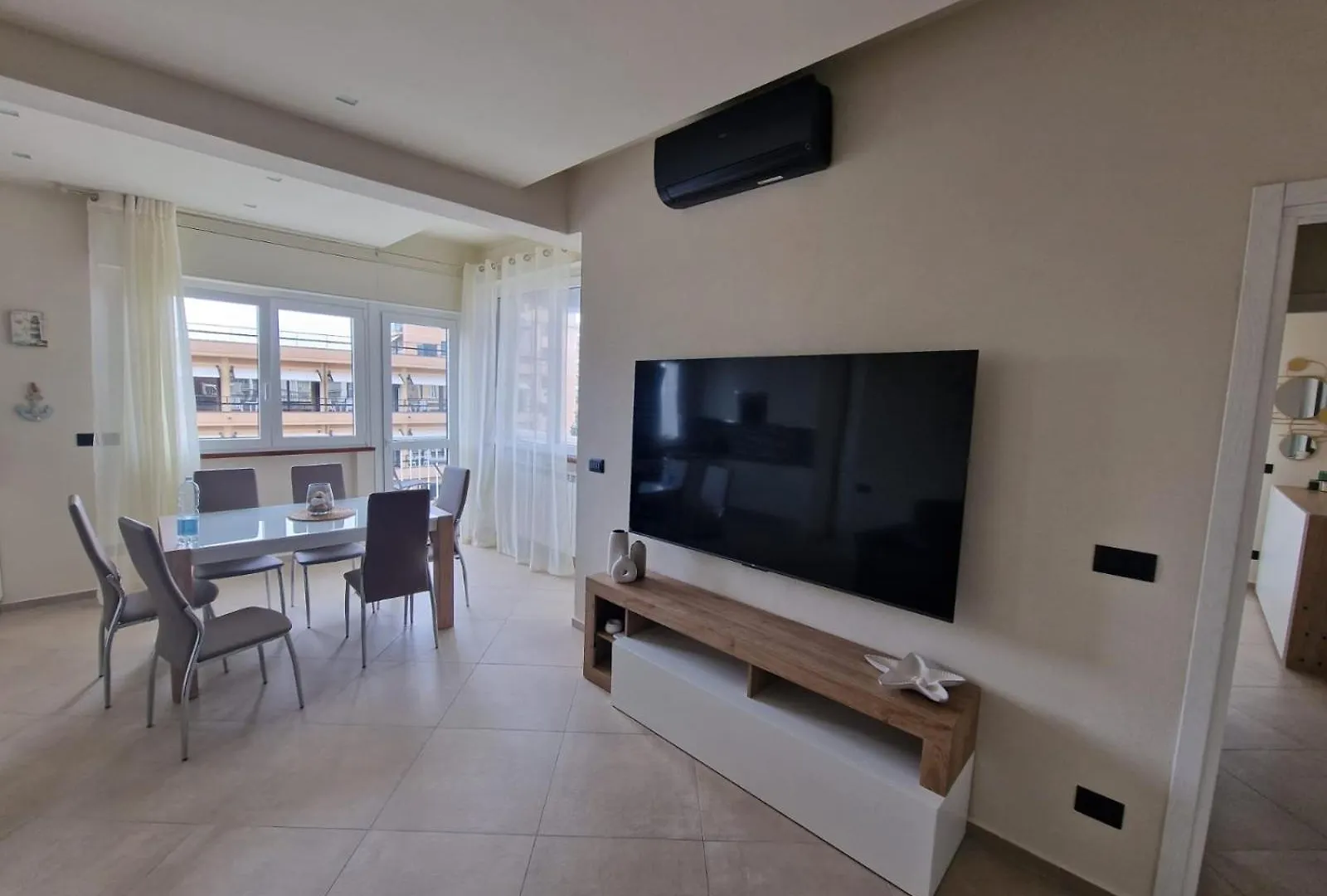 La Casa Del Sole A 50 M Dal Mare Apartment Lido di Camaiore