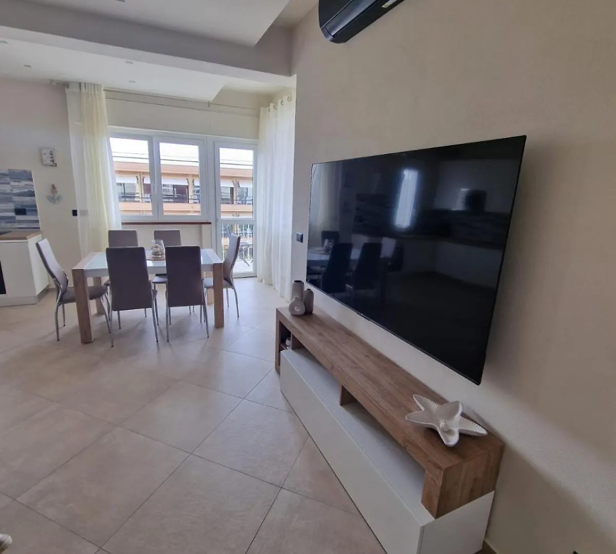 Appartement La Casa Del Sole A 50 M Dal Mare à Lido di Camaiore Italie